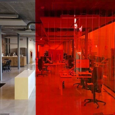 cortinas-lamas-pvc-rojo-transparente